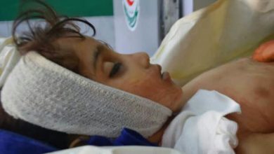 صورة الحوثي يغتال الطفلة زينب بدم بارد