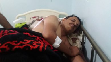 صورة الحكومة اليمنية تتجاهل تسفير صحفيان أصيبا في هجوم العند