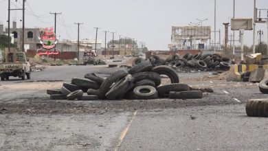 صورة قصف حوثي يطال مواقع العمالقة والقوات المشتركة جنوب  الحديدة
