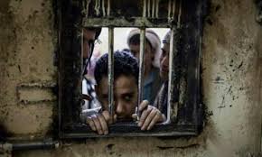 صورة مليشيات الحوثي تواصل الزج بالمواطنين وبائعي اللحوم الى السجون
