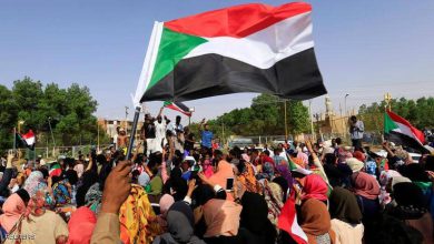 صورة ترحيب عربي باتفاق “المجلس العسكري السوداني” و”قوى التغيير”