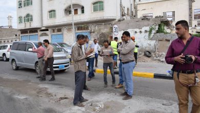 صورة عدن.. صندوق صيانة الطرق يتسلم مشروع إعادة تأهيل شارعي الكباش والميناء بالمعلا