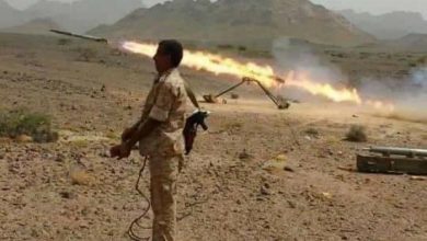 صورة الضالع.. القوات الجنوبية تقصف مواقع المليشيا الحوثية في جبهة الفاخر وتدمّر مخزنين للأسلحة  