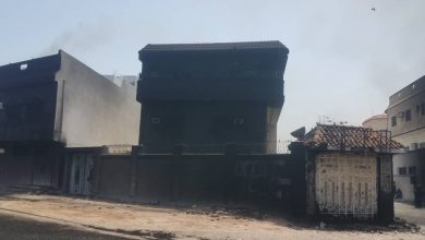 صورة عدن.. تفاصيل الحريق الذي اندلع بجوار مبنى صحيفة #عدن24 في ريمي ظهر اليوم