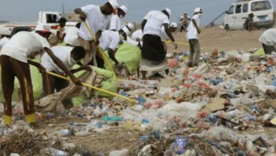 صورة للحد من انتشار الأمراض والأوبئة.. هلال الإمارات يدشن حملات نظافة واسعة في مديرية ذو باب