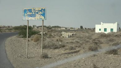 صورة مليشيا الحوثي تفتح نيران أسلحتها المتوسطة على القرى السكنية في منطقة الجاح بالحديدة