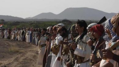 صورة قبائل مأرب تتعاهد على النصر.. و”هدر دم” عملاء الحوثي” وثيقة”