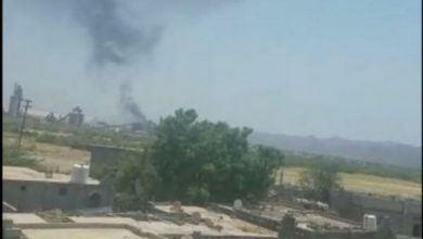 صورة أبين .. انفجار ضخم في محطة غار بالقرب من مصنع إسمنت الوحدة (فيديو)