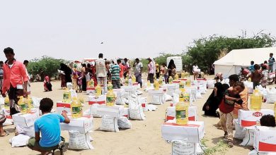 صورة الإمارات تواصل تقديم المساعدات الإنسانية والغذائية في حضرموت والساحل الغربي