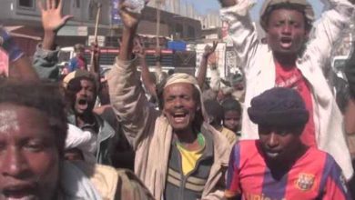 صورة مليشيا الحوثي تكثف حملاتها في إب لتجنيد “المهمشين السود”