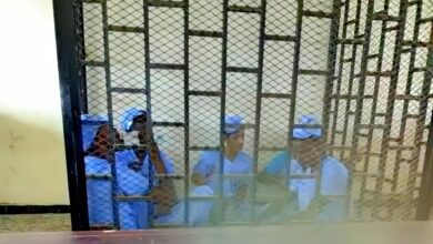 صورة محكمة زنجبار الابتدائية تقضي بإعدام المُتهمين في قضية مقتل الحدي والحميقاني