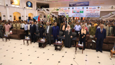 صورة بحضور قيادات #الانتقالي.. #العاصمة_عدن تحتفي بالذكرى 53 للاستقلال الوطني المجيد