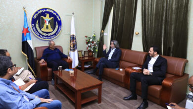 صورة الجعدي يناقش مع مدير مكتب المبعوث الأممي آلية تنفيذ اتفاق الرياض وتشكيل الحكومة