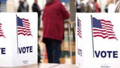 صورة انطلاق الانتخابات الأمريكية مع فتح مراكز اقتراع في مدينتين