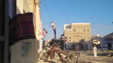 صورة قوات الاحتلال اليمني تقتحم حي السحيل بسيئون وتزيل صور الشهيد القائد أبو اليمامة