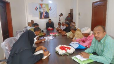 صورة رئيس انتقالي #لحج يعقد اجتماعا برئيس وأعضاء القيادة المحلية المنتخبة لانتقالي #الحوطة