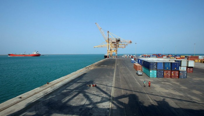 التدخلات التنموية الإماراتية ترفع القدرة التشغيلية لميناء سقطرى