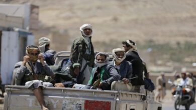 صورة الحديدة.. مليشيا الحوثي تدفع بتعزيزات عسكرية كبيرة باتجاه مديرية حيس