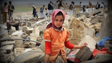 صورة فساد الشرعية وصلف الحوثي يقودان إلى أزمة إنسانية واقتصادية غير مسبوقة