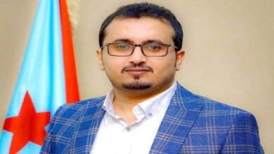 صورة العولقي: تولي السفير الإيراني زمام الأمور في صنعاء أخرس أصوات المزايدين بشعارات السيادة