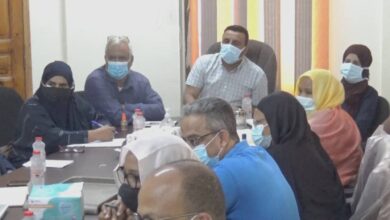 صورة لقاء يناقش الية توزيع لقاح كوفيد-19 في #العاصمة_عدن