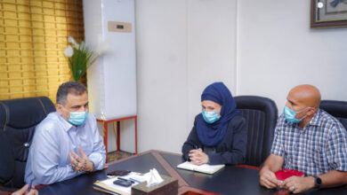 صورة محافظ العاصمة عدن يطلع على تحضيرات تجهيز مركز العزل بمستشفى الصداقة