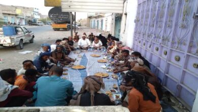 صورة برعاية الرئيس #الزٌبيدي.. انتقالي #المحفد يدشّن مشروع إفطار صائم الرمضاني بالمديرية