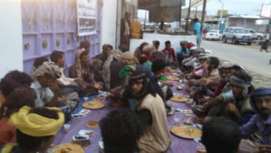 صورة انتقالي المحفد يواصل توزيع وجبات إفطار صائم في المديرية
