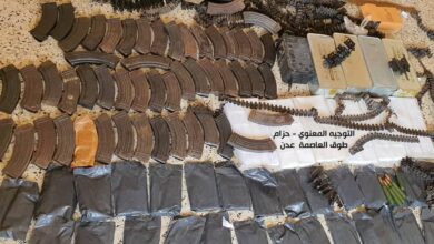 صورة قوات طوق عدن تضبط شحنة ذخائر مهربة في مفرق الوهط غرب العاصمة عدن