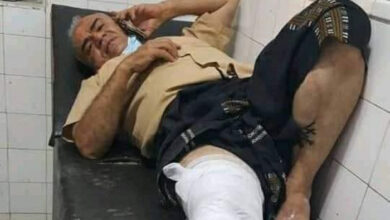 صورة على نهج الحوثي.. اعتداء على ناشط مناهض لفساد مليشيا الإخوان الإرهابية في تعز اليمنية