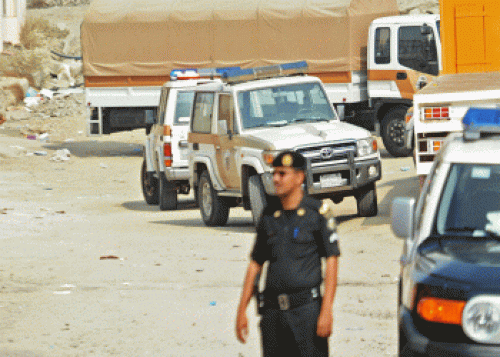 صورة الشرطة السعودية تضبط يمني وسعودي بتهمة ارتكاب 79 جريمة نصب بالرياض