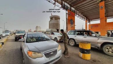 صورة تطبيق تام لحملة منع حمل السلاح في نقاط طوق العاصمة عدن