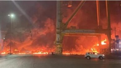 صورة مكتب إعلام دبي يكشف أسباب حريق “ميناء جبل علي”