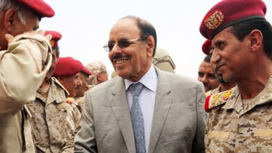 صورة صحيفة دولية: التصعيد العسكري في لودر يكشف صراع خفي بين أقطاب الشرعية اليمنية