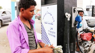صورة صحيفة دولية: “لعنة” أسعار الوقود تلاحق الشرعية اليمنية