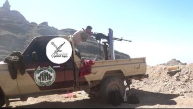 صورة مصرع العشرات من مليشيا الحوثي خلال كسر هجوم لهم في جبهة مريس