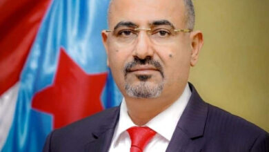 صورة الرئيس القائد #عيدروس_الزُبيدي يُعزّي في وفاة المقاوم البطل مانع صالح العمري