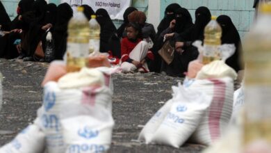 صورة صحيفة بريطانية تحذر من مجاعة في اليمن قد تطال 16 مليون شخص