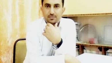 صورة قائد حزام طوق عدن العميد ناجي اليهري يعزّي في وفاة الأديب الشاعر رائد القاضي
