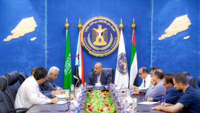 صورة الرئيس #الزُبيدي يترأس اجتماعًا للجنة القانونية للمجلس #الانتقالي