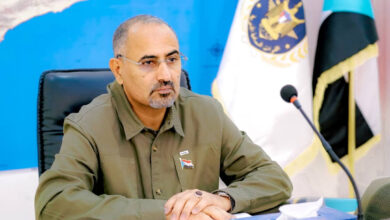 صورة الرئيس القائد عيدروس الزُبيدي يترأس الاجتماع الدوري للقادة العسكريين والأمنيين