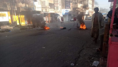 صورة تعز اليمنية.. احتجاجات غاضبة تنديدا بتردي الخدمات وانهيار الوضع المعيشي