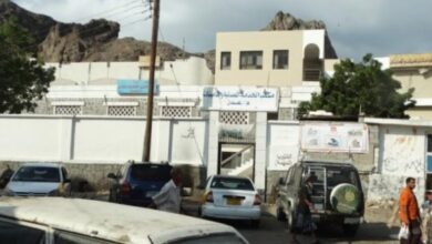 صورة مصدر مسؤول : لا عصيان في العاصمة عدن وكافة المرافق والمؤسسات تؤدي عملها بشكل طبيعي