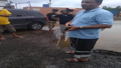 صورة مدير كهرباء عدن: وضع الخدمة مستقر وتجري معالجة أضرار الأمطار