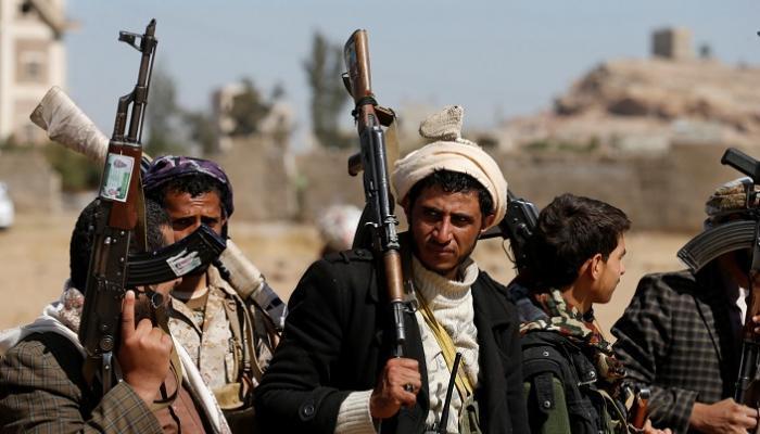 79 005324 yemeni houthi exposing terrorist militant crimes 700x400