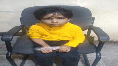 صورة عدن..الحزام الأمني بقطاع المنصورة يتحفظ على طفل ضائع