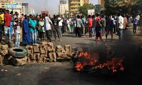صورة السودان .. 3 قتلى وعشرات الجرحى في تظاهرات رافضة لبيان البرهان