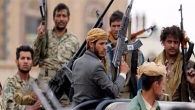 صورة “إتاوات الكهرباء” تشعل الصراع بين قادة مليشيات الحوثي في صنعاء اليمنية