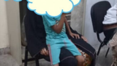 صورة الحزام الأمني بدلتا أبين يلقي القبض على امرأة في جعار متهمة بخطف أطفال بعدن