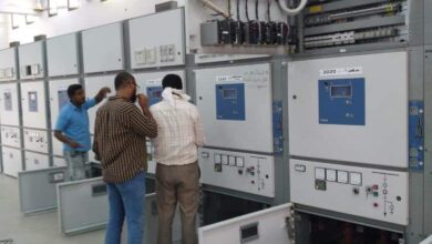 صورة بدء أعمال الصيانة لمحطات التحويل الكهربائية الرئيسية والفرعية وخطوط النقل بالعاصمة عدن